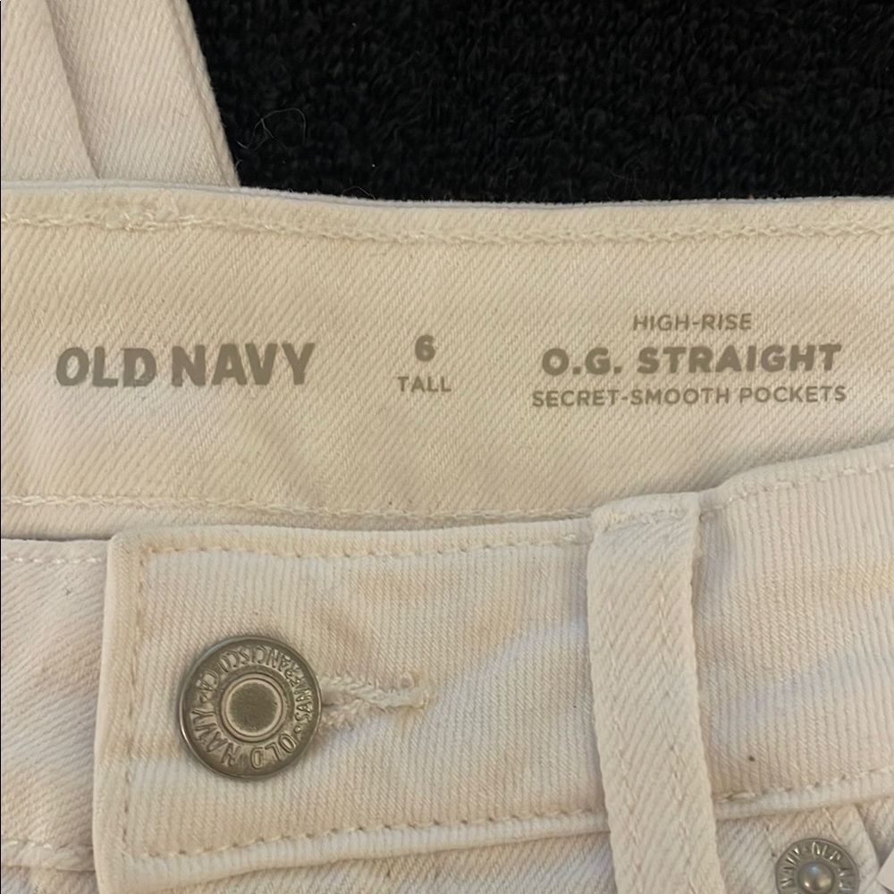 Old Navy Women's White Straight Leg Jeans 6 Tall nwt - Picture 2 of 12